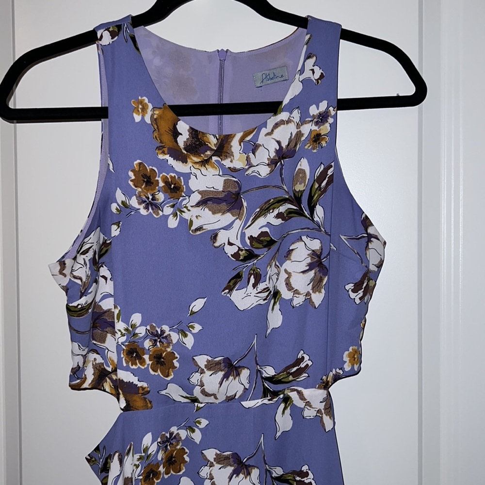 Lavender floral high low dress. Size small.